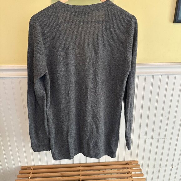 Tory Burch Gray Long Cardigan Sweater With Front Pockets & Button Closure L - Picture 3 of 8